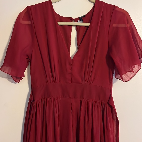 Maxi Dress w/built in shorts! - Picture 2 of 4